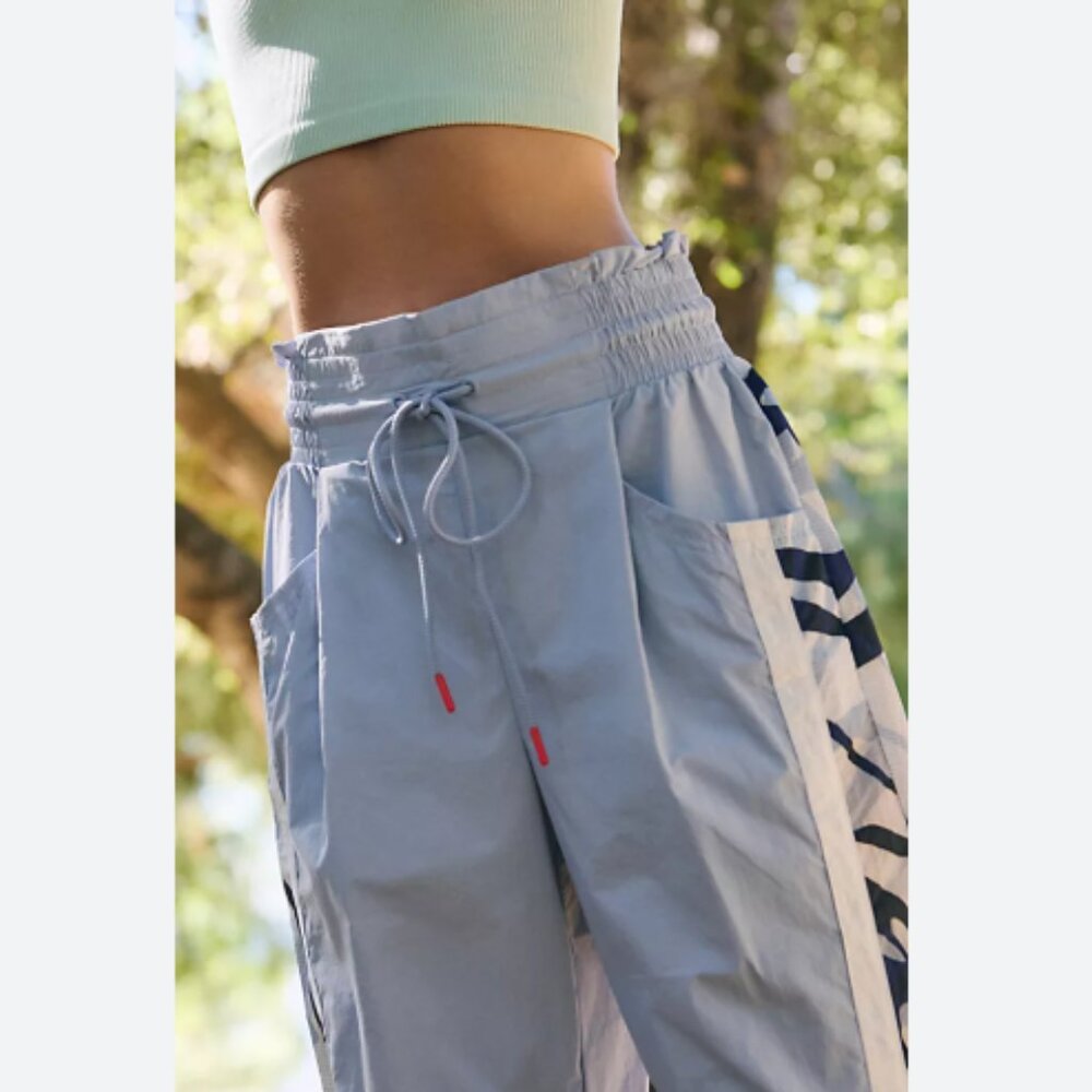 new FREE PEOPLE MOVEMENT Champ is Here Printed Athletic Pants 252 - Picture 8 of 9